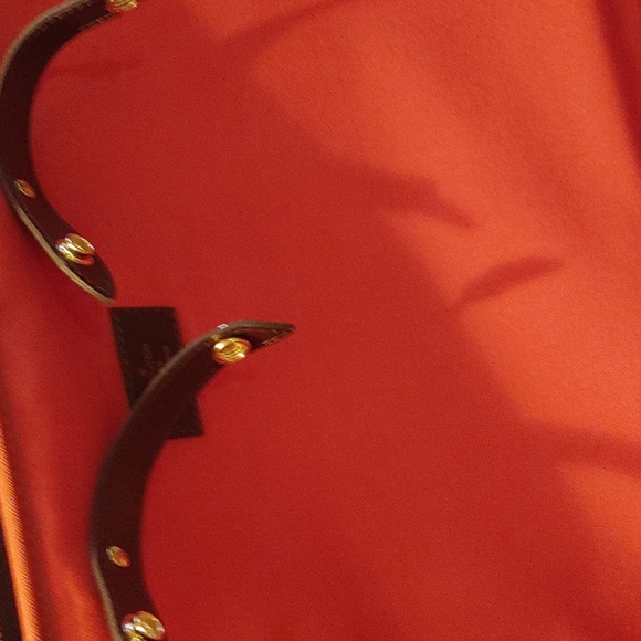 Lv carry on luggage - Picture 9 of 14